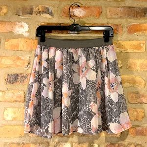 Floral skirt, elastic waist